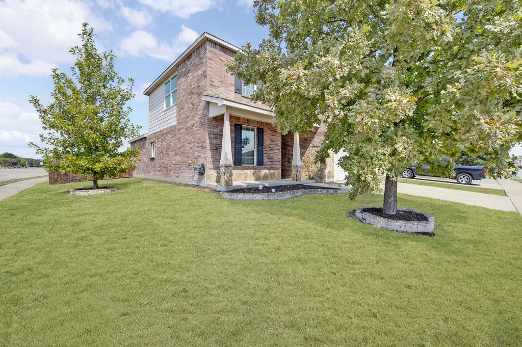 1516 Abby Creek Drive, Little Elm, TX 75068 — photo 3