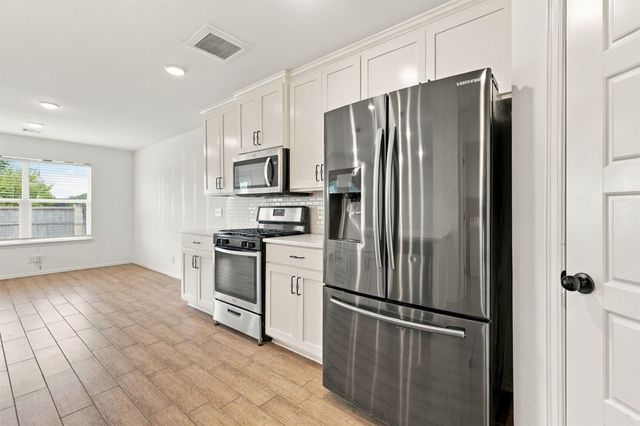 12216 N 130 Avenue, Collinsville, OK 74021