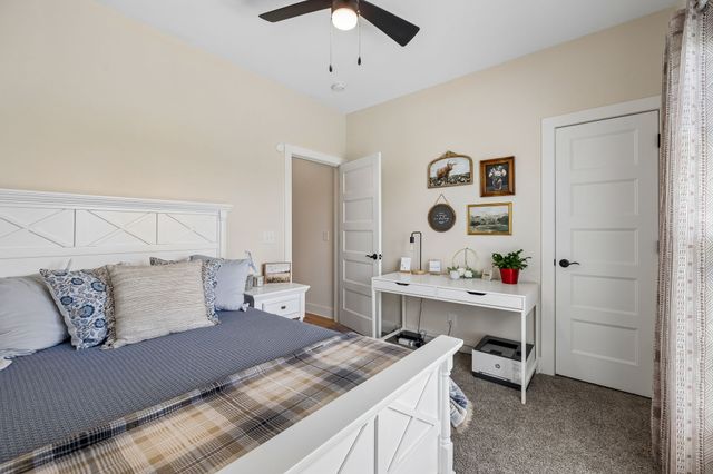 409 Sheas Way, Clarksville, TN 37043