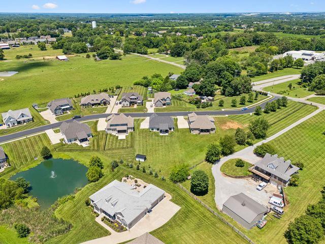 409 Sheas Way, Clarksville, TN 37043