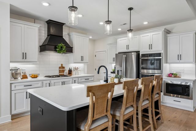 409 Sheas Way, Clarksville, TN 37043