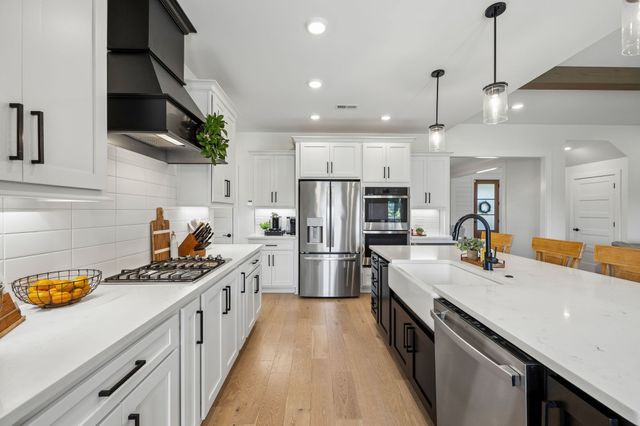 409 Sheas Way, Clarksville, TN 37043