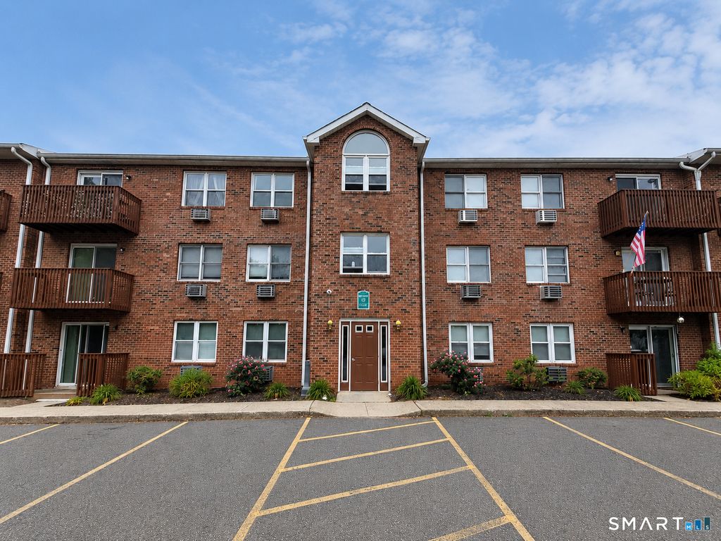 1001 Old Colony Road 7-2, Meriden, CT 06451