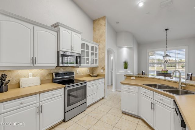 421 Phillips Creek Lane, New Smyrna Beach, FL 32168