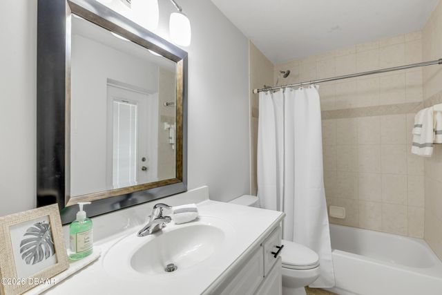 421 Phillips Creek Lane, New Smyrna Beach, FL 32168