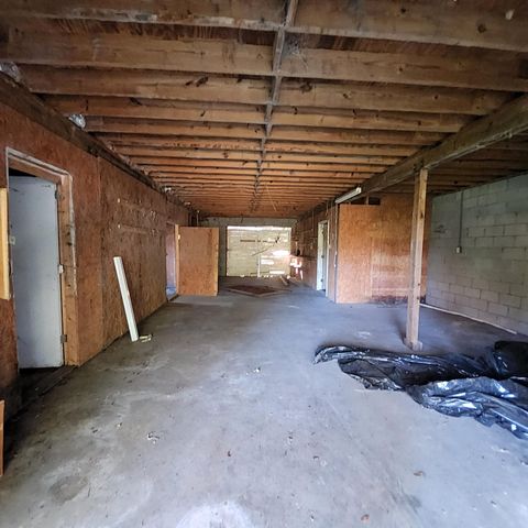 109 Cove Lane, Eutawville, SC 29048