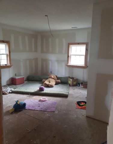 109 Cove Lane, Eutawville, SC 29048