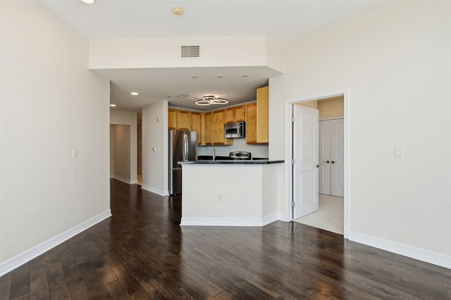 500 Throckmorton Street 1108, Fort Worth, TX 76102
