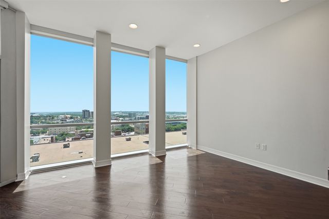 500 Throckmorton Street 1108, Fort Worth, TX 76102