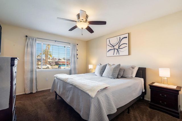 42735 Kansas Street, Palm Desert, CA 92211