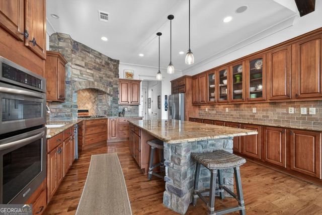 124 Cape View Lane, Eatonton, GA 31024