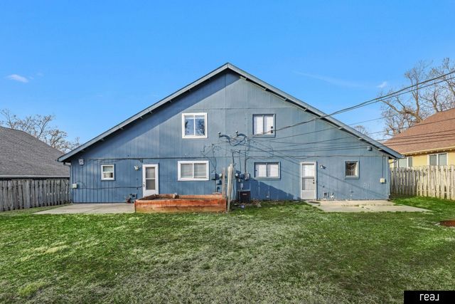6527 & 6529 Lafayette Avenue, Omaha, NE 68132