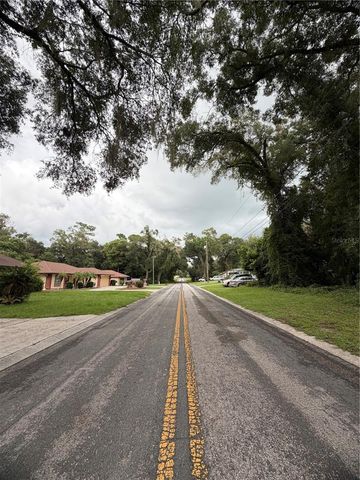 6033 E DELL LANE, Inverness, FL 34452