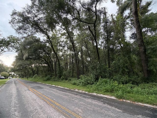 6033 E DELL LANE, Inverness, FL 34452