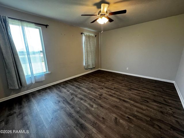202 Rue Cordorcet, Youngsville, LA 70592