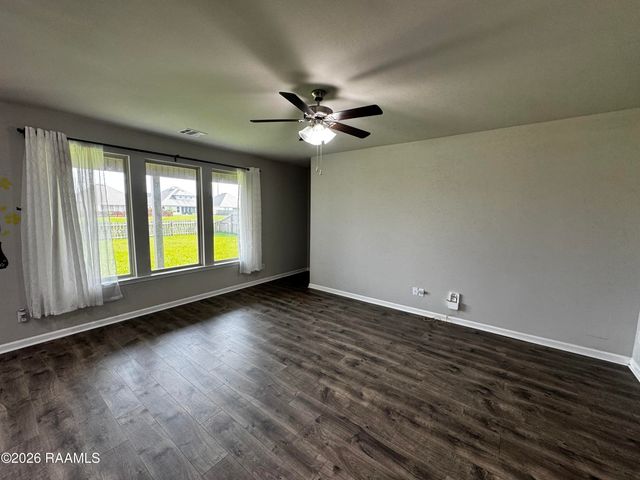 202 Rue Cordorcet, Youngsville, LA 70592