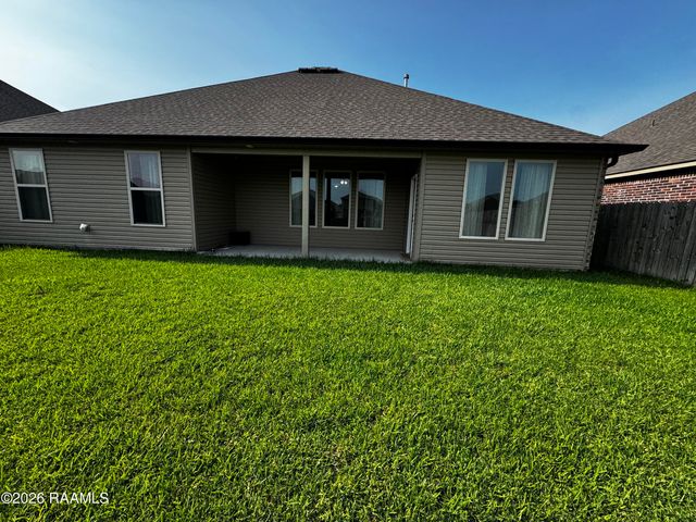 202 Rue Cordorcet, Youngsville, LA 70592