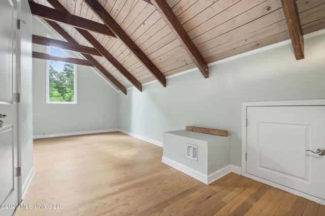 6825 Shore Drive, Ocean Springs, MS 39564
