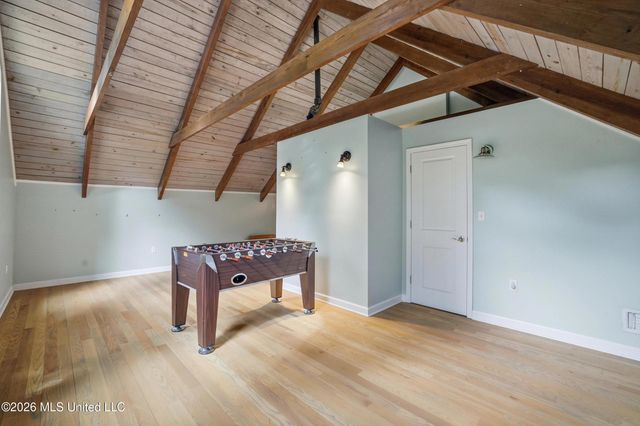 6825 Shore Drive, Ocean Springs, MS 39564