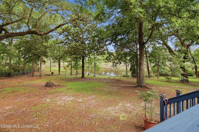 6825 Shore Drive, Ocean Springs, MS 39564
