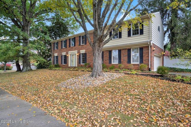 2824 Langdon Dr, Louisville, KY 40241