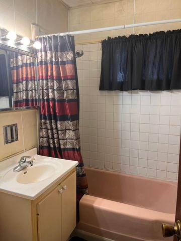 1752 Hayes Street, Gary, IN 46404