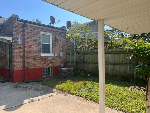 1752 Hayes Street, Gary, IN 46404