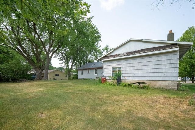 1135 Mansfield Street, Chippewa Falls, WI 54729