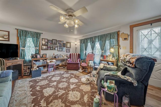 1135 Mansfield Street, Chippewa Falls, WI 54729