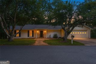 160 Boxelder Lane, Roswell, GA 30076