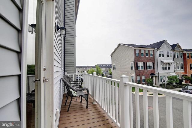 43893 EASTGATE VIEW DR, Chantilly, VA 20152