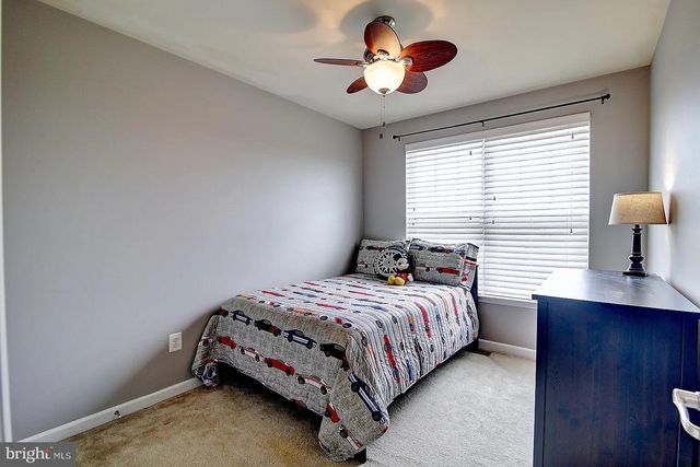 43893 EASTGATE VIEW DR, Chantilly, VA 20152