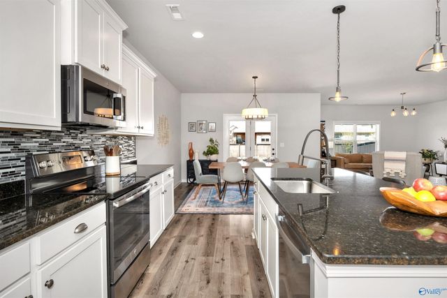 241 Iron Circle, Meridianville, AL 35759