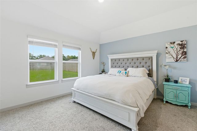 130 Lakeway Circle, Anahuac, TX 77514