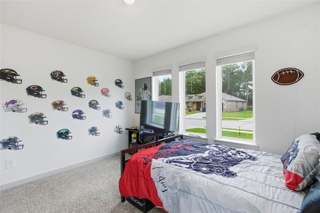 130 Lakeway Circle, Anahuac, TX 77514