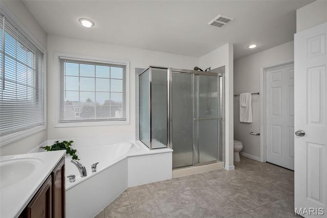 1001 Summersweet Drive, St Peters, MO 63376