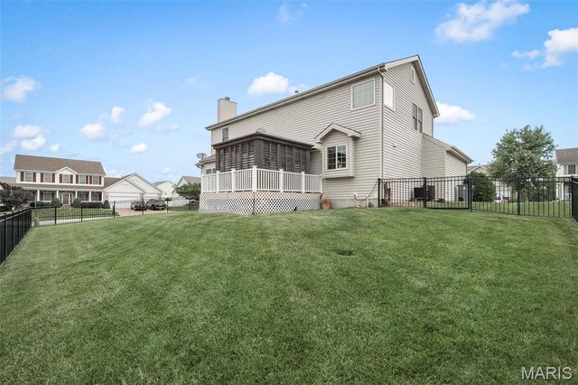 1001 Summersweet Drive, St Peters, MO 63376