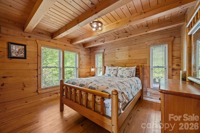 173 Mistletoe Park, Lake Lure, NC 28746