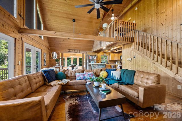 173 Mistletoe Park, Lake Lure, NC 28746