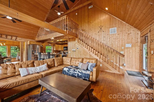 173 Mistletoe Park, Lake Lure, NC 28746