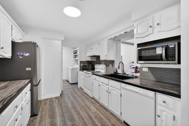1762 15th Avenue N, Lake Worth Beach, FL 33460