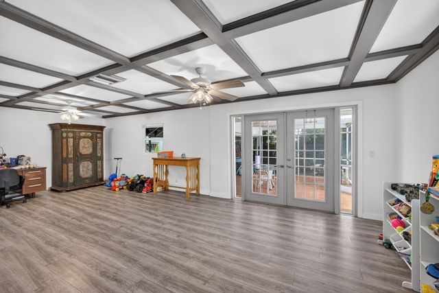 1762 15th Avenue N, Lake Worth Beach, FL 33460