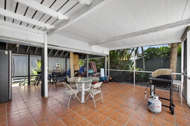 1762 15th Avenue N, Lake Worth Beach, FL 33460