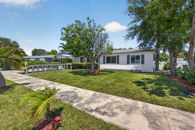 1762 15th Avenue N, Lake Worth Beach, FL 33460