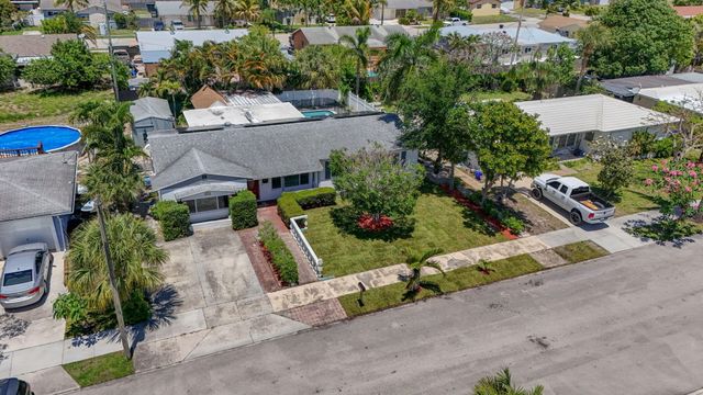 1762 15th Avenue N, Lake Worth Beach, FL 33460