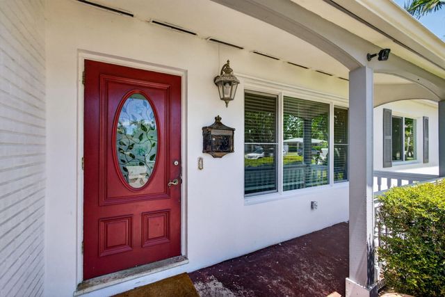 1762 15th Avenue N, Lake Worth Beach, FL 33460