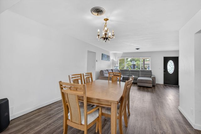 1762 15th Avenue N, Lake Worth Beach, FL 33460