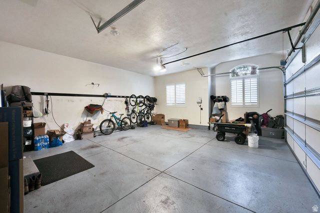 10257 S MCKINLEY PARK LN, South Jordan, UT 84095