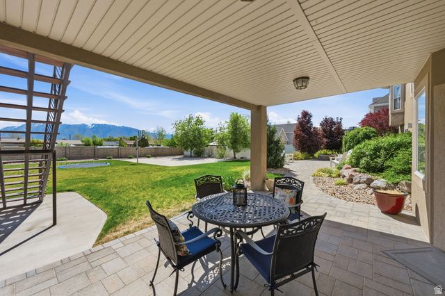 10257 S MCKINLEY PARK LN, South Jordan, UT 84095