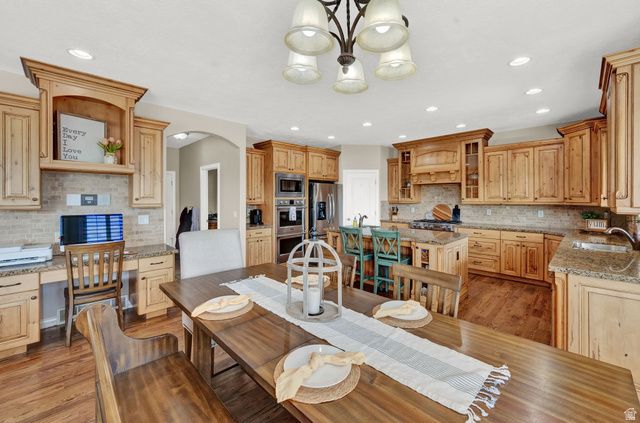 10257 S MCKINLEY PARK LN, South Jordan, UT 84095